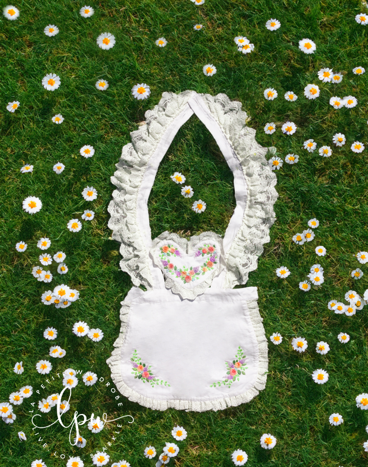 La Petite Apron
